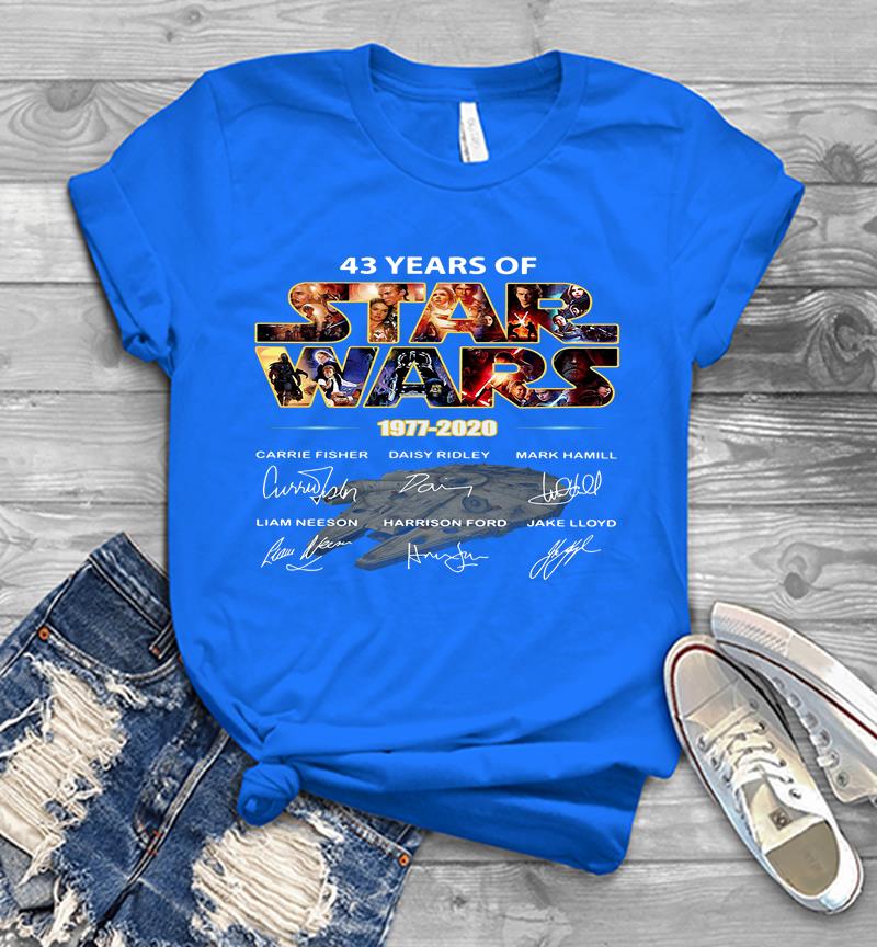 Inktee Store - 43Rd Years Of Star Wars 1977-2020 Carrie Fisher Signature Mens T-Shirt Image