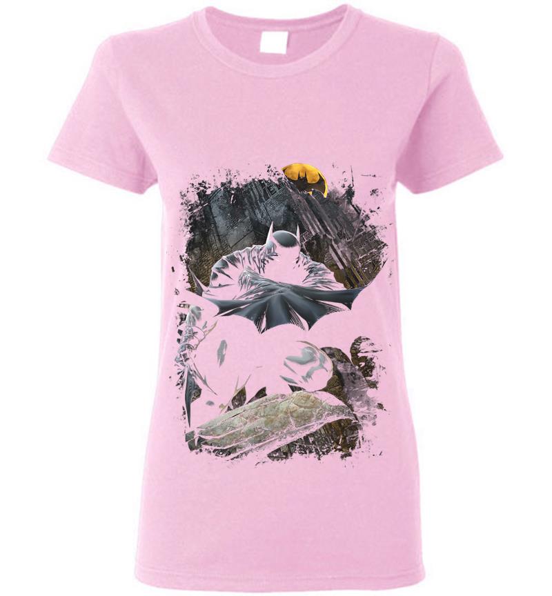 Inktee Store - Batman Sweeping Cape Womens T-Shirt Image